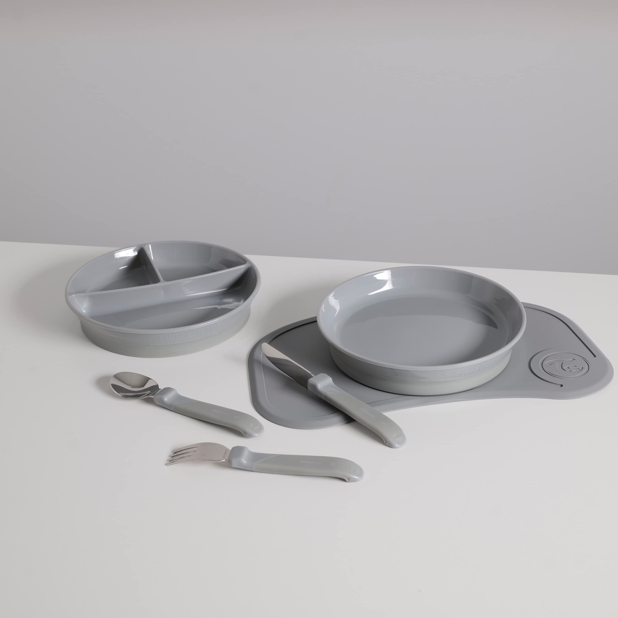 Twistshake Mealtime Tableware Kit de Vajilla, 6 st - 1x Mantel Individual Placa, 1x Plato, 1x Plato Dividido, 3x Cubiertos de Acero Inoxidable, 6+ Meses, Unisexo