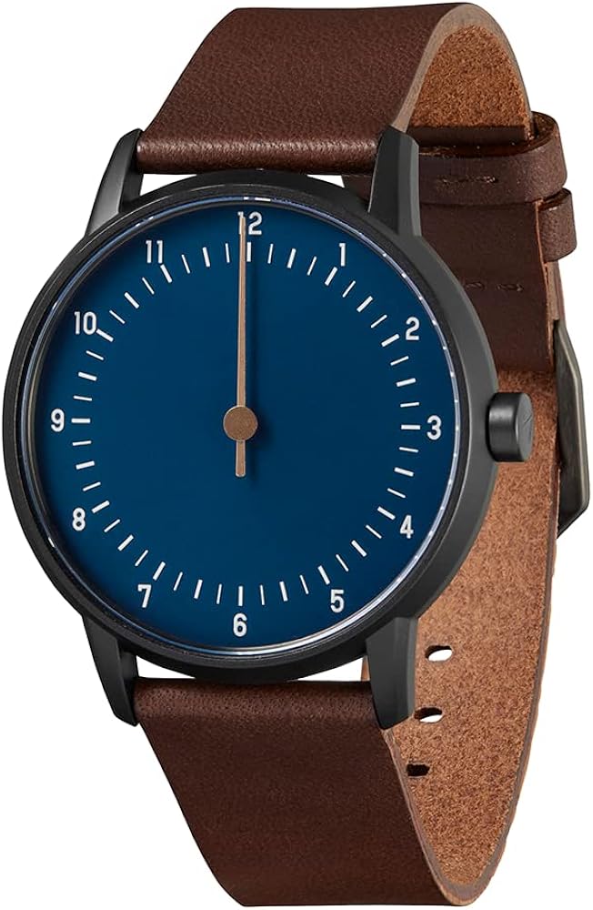 slow Twelve 04 - Pelle marrone scuro, cassa antracite, quadrante blu slow Twelve 04 - Pelle marrone scuro, cassa antracite, quadrante blu