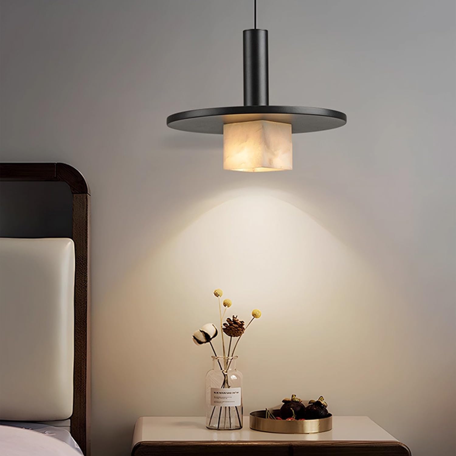 Lampada a sospensione moderna e minimalista in marmo