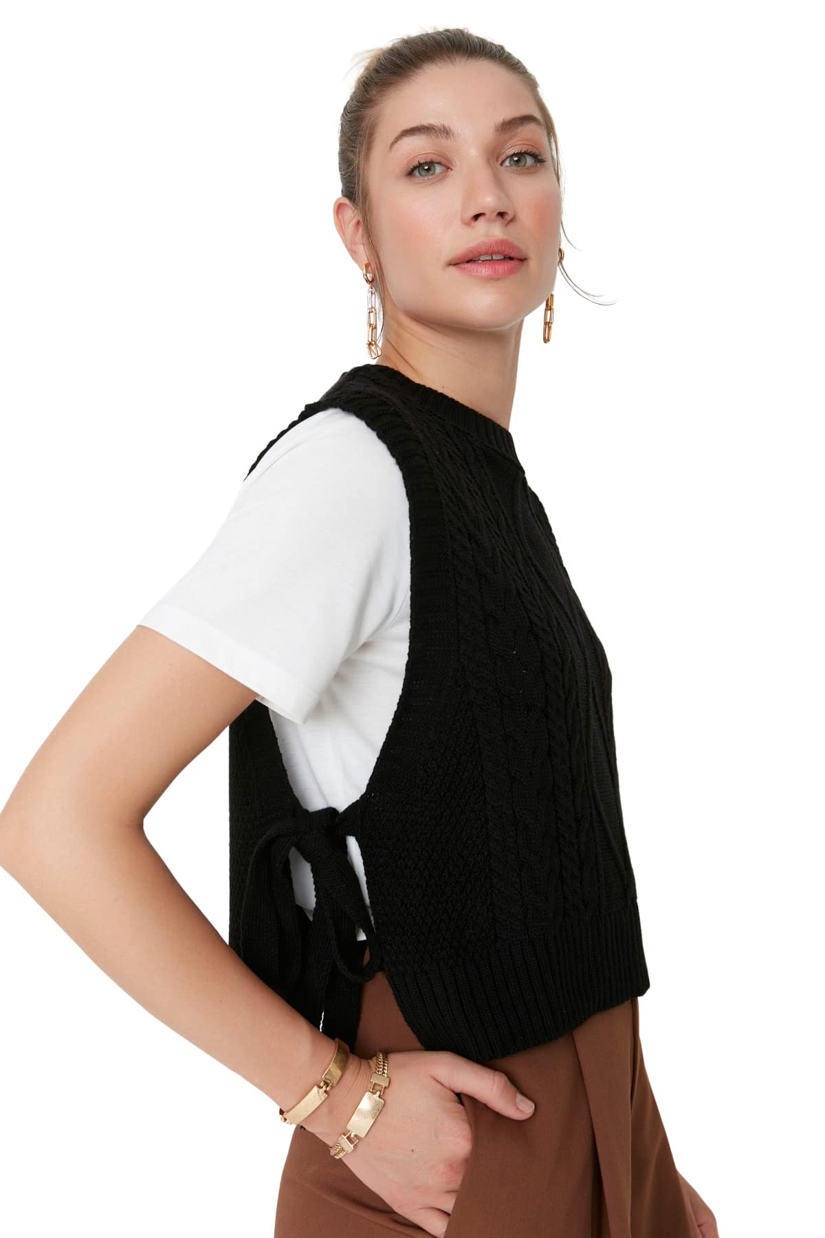 TRENDYOL Damen Crew Neck Plain Regular Sweater Vest Sweater (1er Pack)