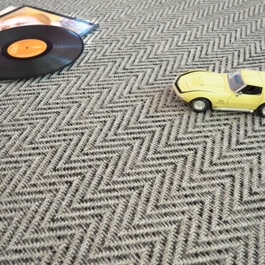 Decoweb Moquette Tissé Plat - Java Chevron - Silver - Rouleau de 4m x 3.00m