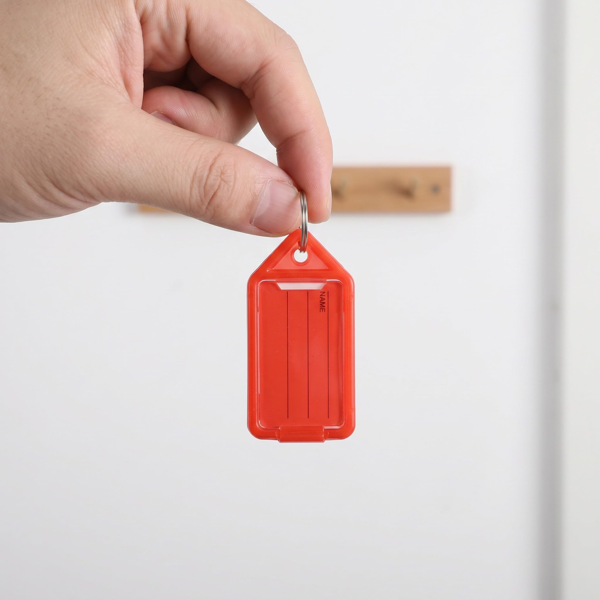 Artibetter 100 portachiavi: portachiavi in ​​plastica colorati da 2,2x1" con anelli aperti, identificativi, e etichette scrivibili, adatti per chiavette USB, animali domestici, borse, bagagli