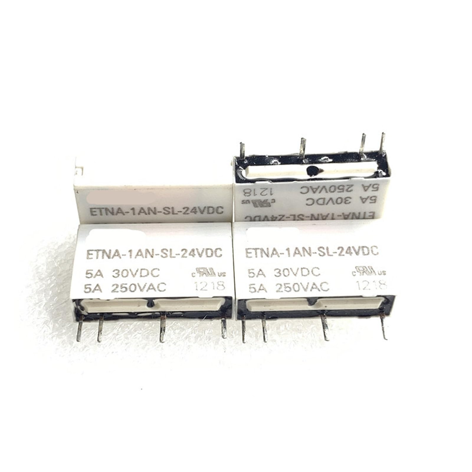 Relais ETNA-1AN-SL-24VDC 4 pins pour réparer une panne de carte électrique