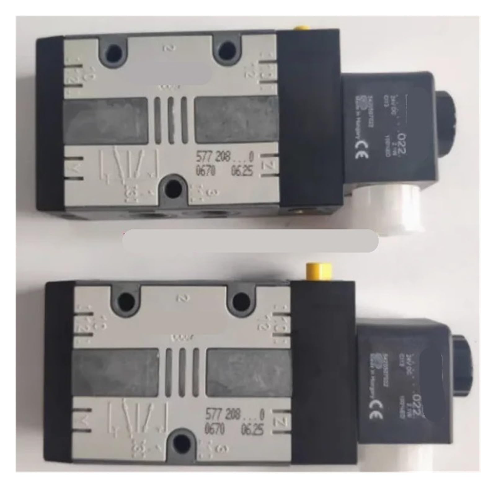 CLEUFWKO 1pcs 5772080220 2-Position 3-Way Reversing Valve