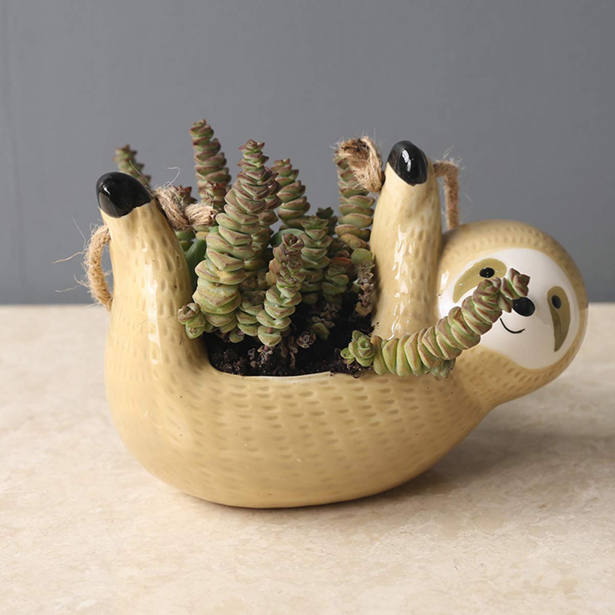 DOITOOL Hängender Blumentopf Im Faultier-Design Einzigartige Dekoration Für Zuhause Büro Für Sukkulentenpflanzen Gelb Platzsparend Stilvoll Und Kreativ
