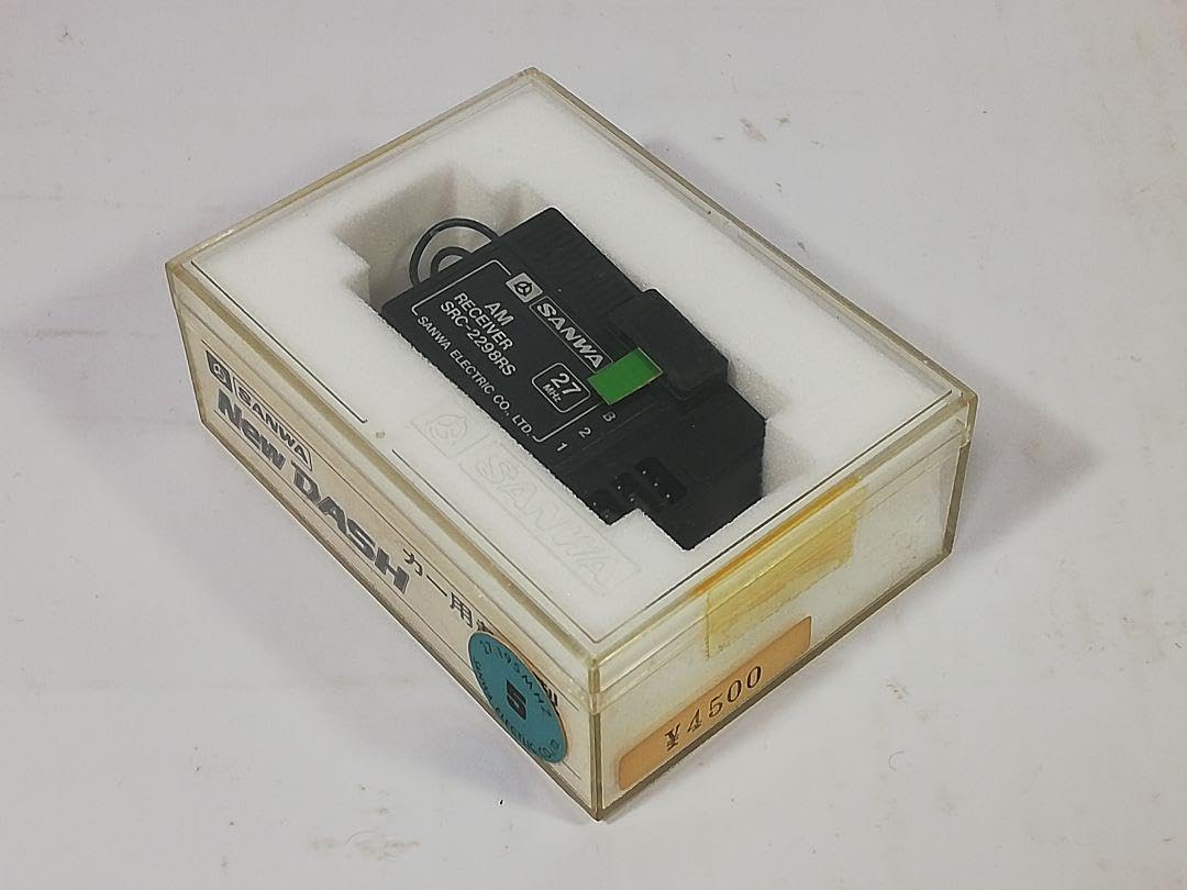 サンワ RC用 ニューダッシュ受信器 未使用 カー用超小型 三和電子機器 サンワ RC用 ニューダッシュ受信器 未使用 カー用超小型 三和