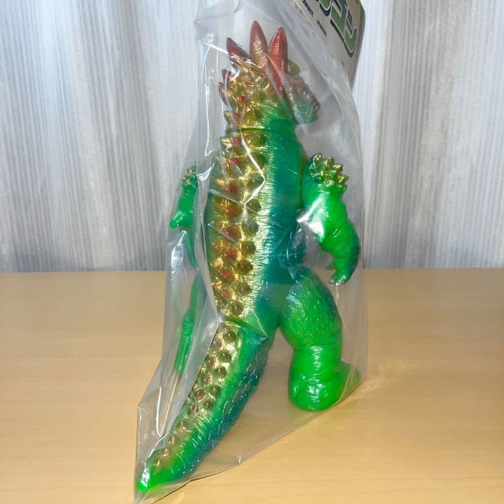 Amazon.co.jp: convict × atmos 太陽神獣 ケツァルゴン marmit 