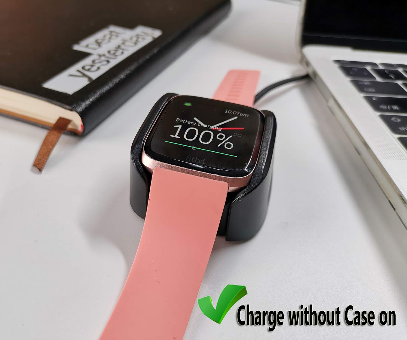 Confezione da 2 pezzi compatibili con caricabatterie Fitbit Versa, caricabatterie Versa Special Edition, cavo di ricarica di ricambio e 2 pellicole protettive in TPU per Smart Watch