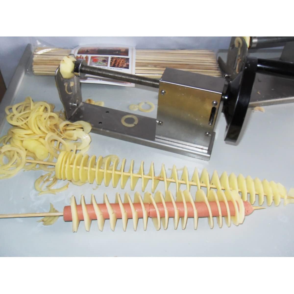 Machine Manuelle À Tour Chips Pommes Terre, Trancheuse Pommes Terre avec 2 Lames, Coupe Frites decoupe legumes Pommes Terre en Spirale/Frites Frisées/Hotdog Torsadé
