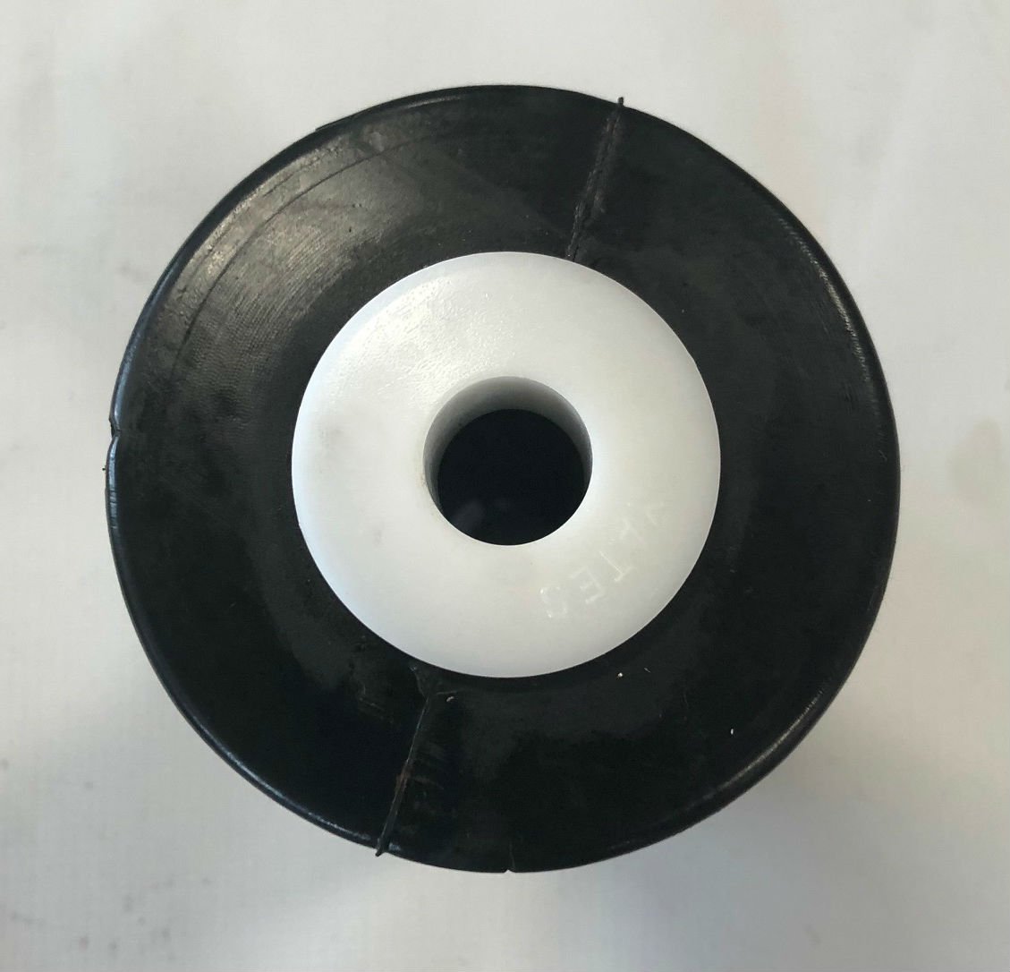 Shorelander 65528 8 Inch Heavy Duty Keel Roller with 5/8 Inch Bore Diameter