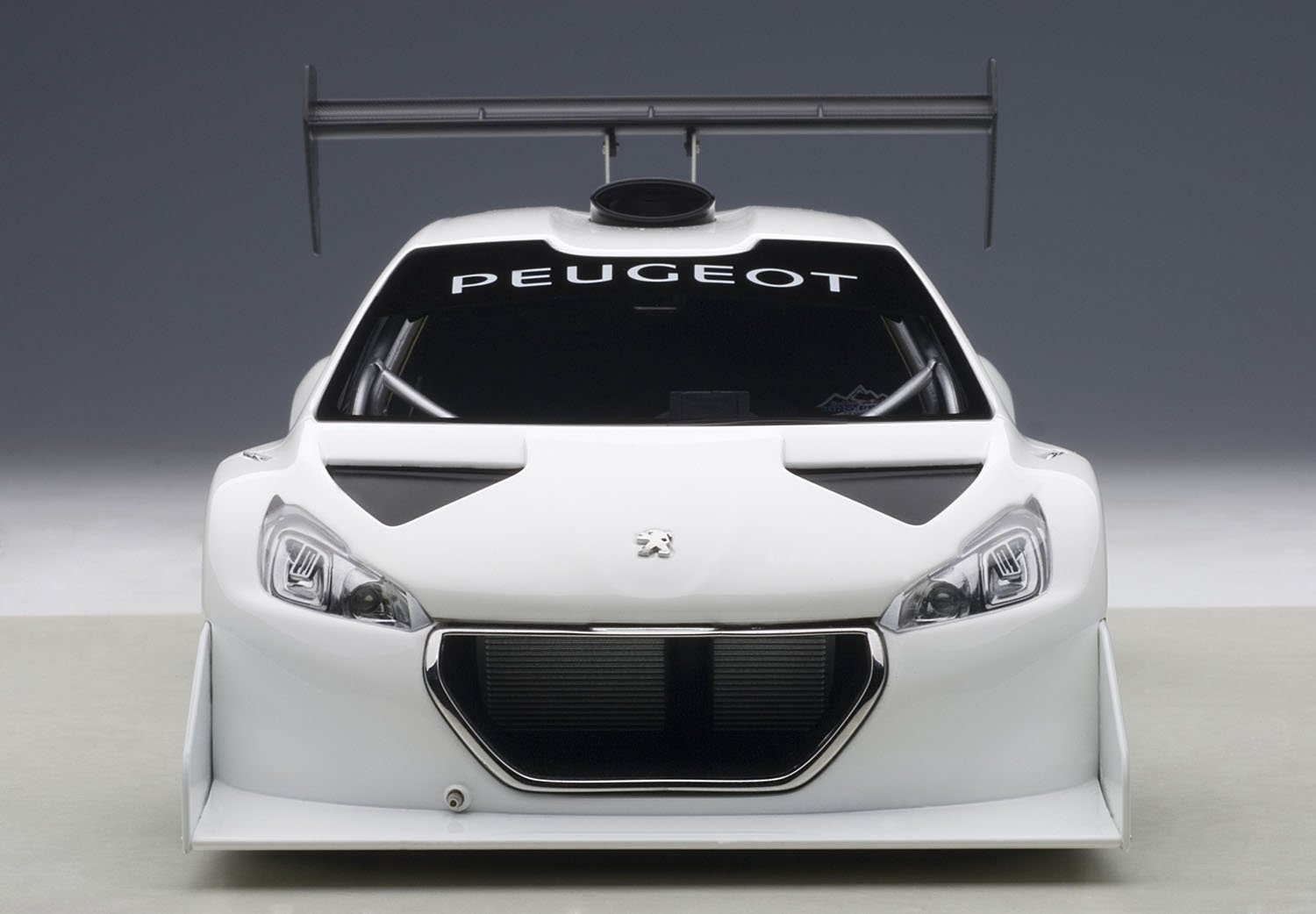Amazon.com: Autoart 2013 Peugeot 208 T16 Pikes Peak Race Car Plain
