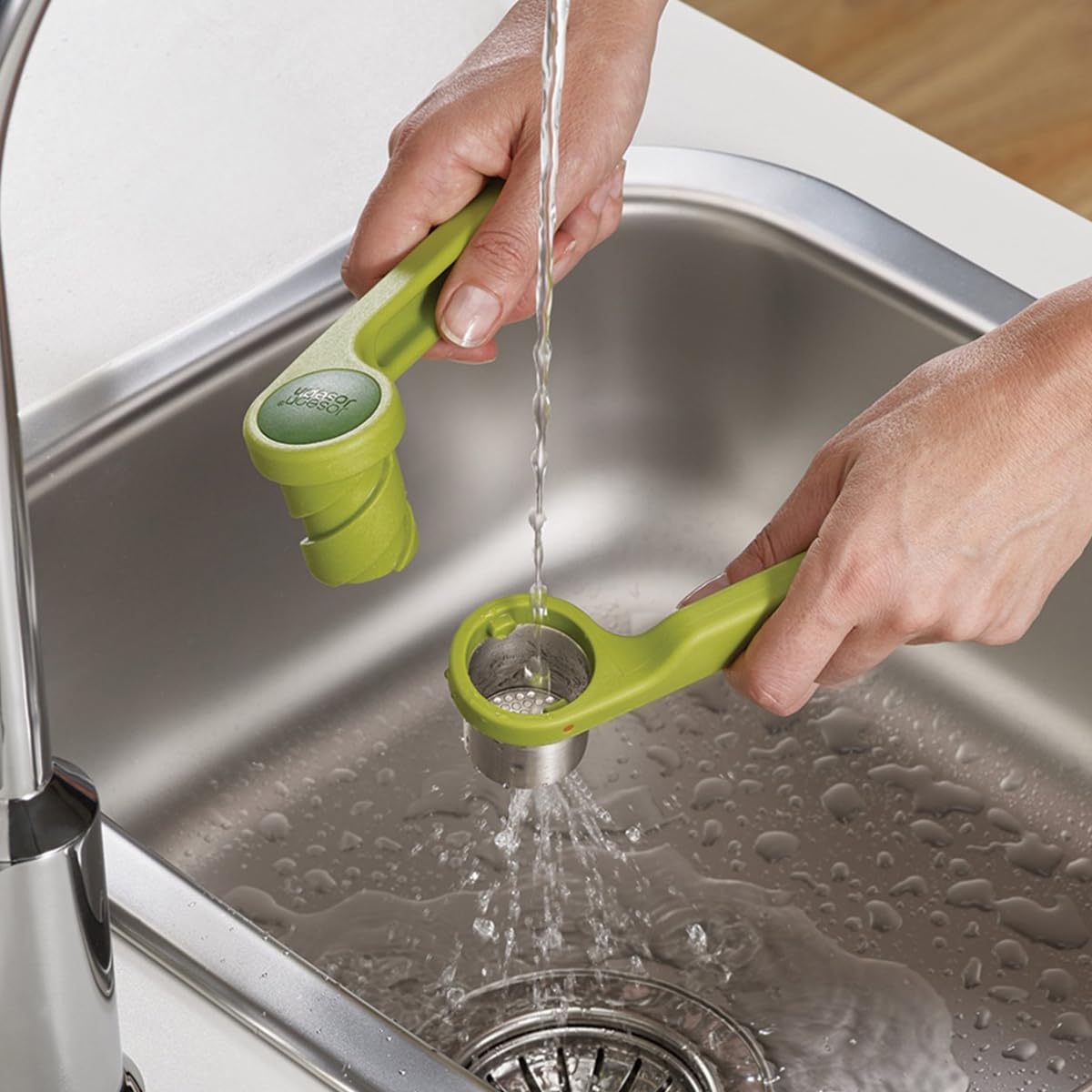 Joseph Joseph Helix Garlic Press, action d'écrasement facile, lavable au lave-vaisselle - Vert