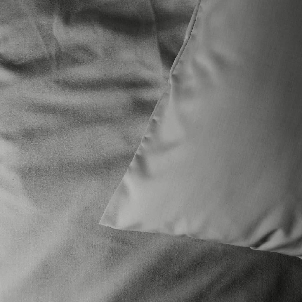 Flame Retardant Bed Linen Single Duvet Cover, Envelope End (Silver), certified to BS7175 Ignition Source 5+7 - Image 2