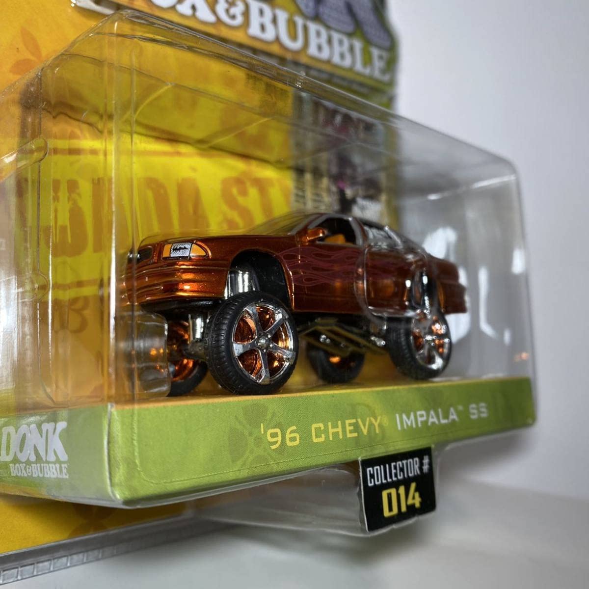 Amazon.co.jp: JADA 1/64 DONK BOX & BUBBLE WAVE2 '96 CHEVY IMPALA
