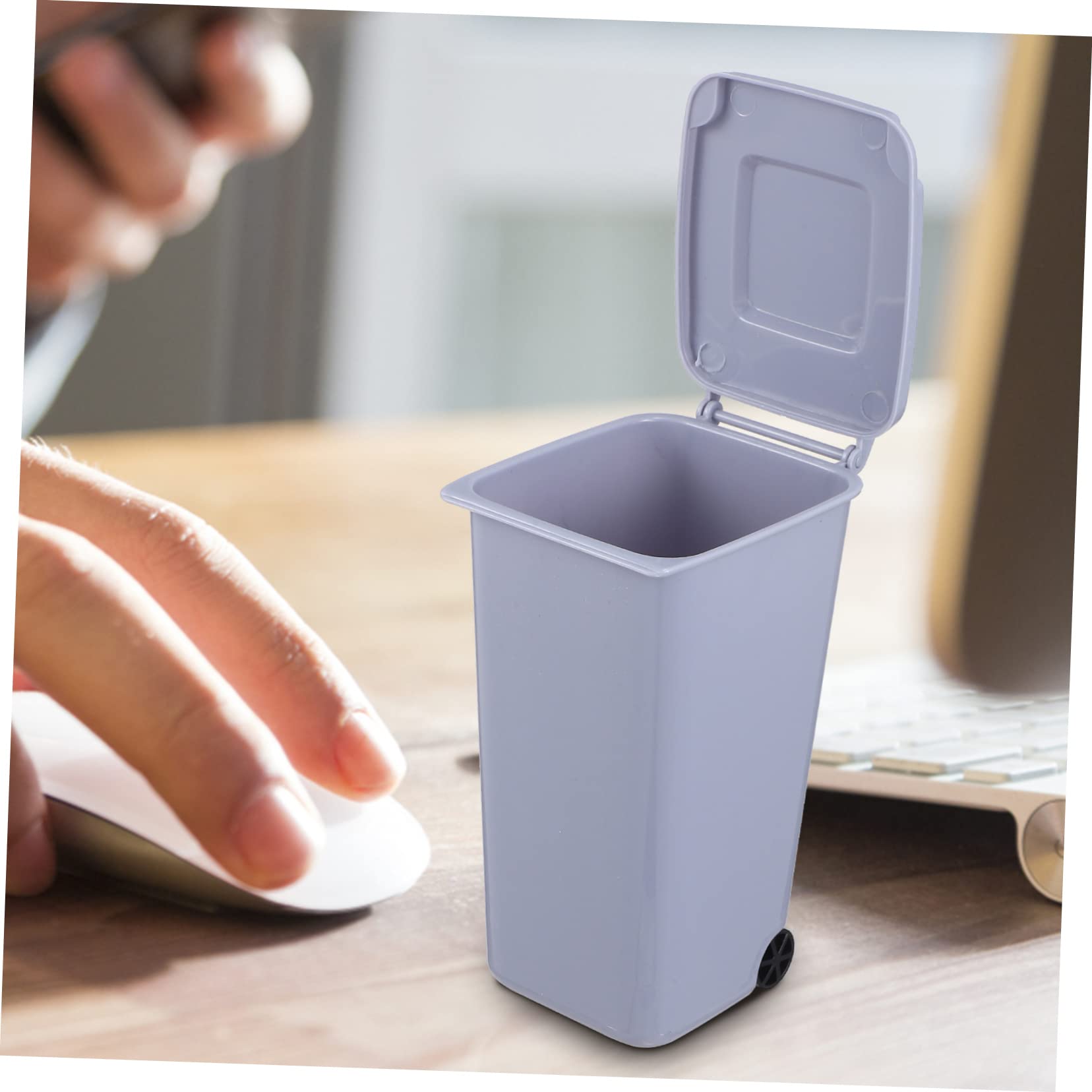 Mini-Mülleimer, Mini-Spielzeug, 8 Stück, Kunststoff, Mini-Mülleimer, Mini-Mülleimer, Kunststoff-Mülleimer, Tisch-Mülleimer, Multifunktions-Stifthalter, Mini-Desktop-Mülleimer, blauer Mülleimer (Farbe: