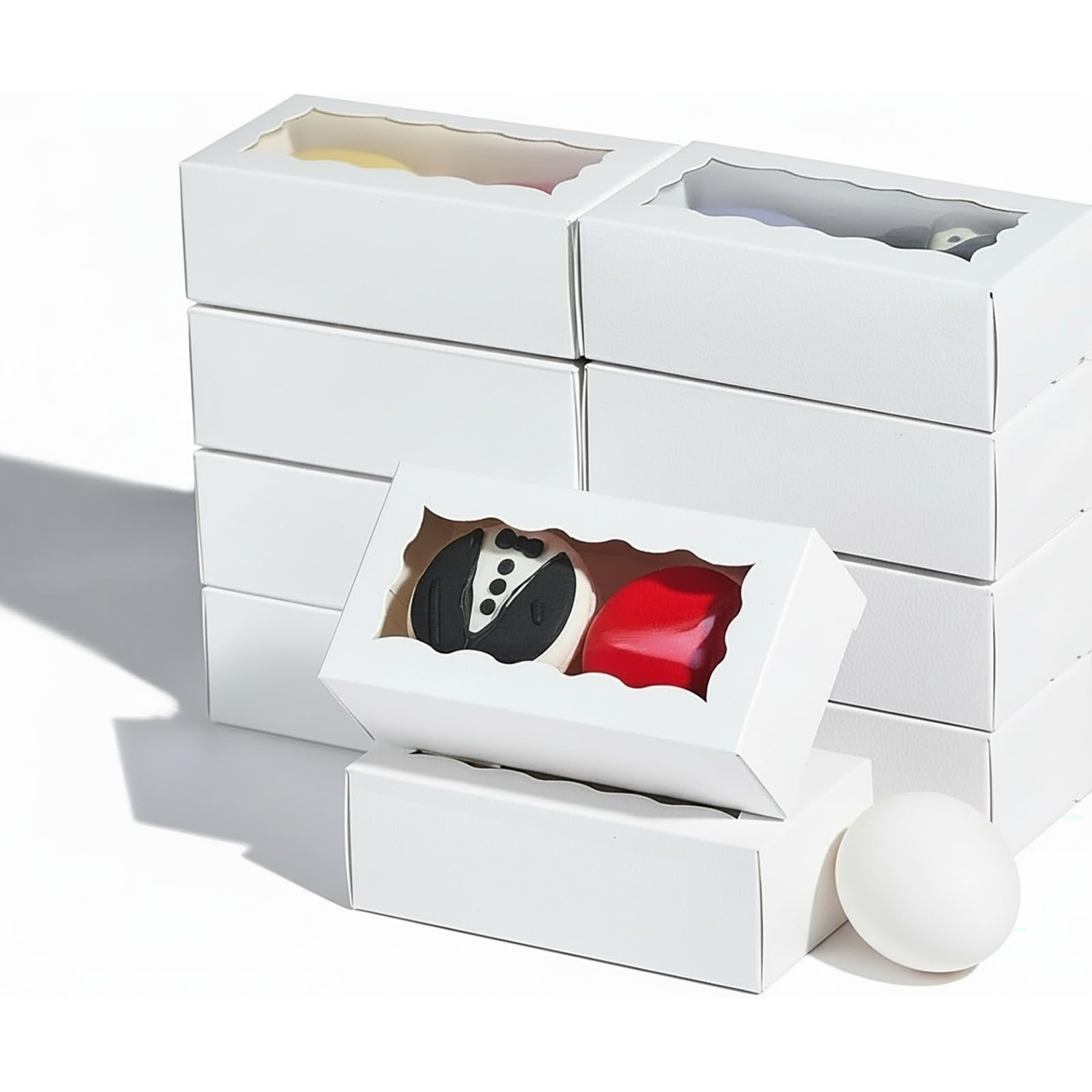 Kleine Leckerli-Boxen, 100 Stück, weiße Süßigkeitenbox mit Fenster, 10,6 x 5,5 x 3,5 cm, perfekt für Schokolade, kleine Bäckerei-Boxen, Macaron-Boxen für 2 Personen