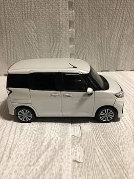 トヨタ ROOMY ミニカー 2台セット　パールホワイト Amazon | 1/30 トヨタ 新型ルーミー 後期 ROOMY 非売品 カラー