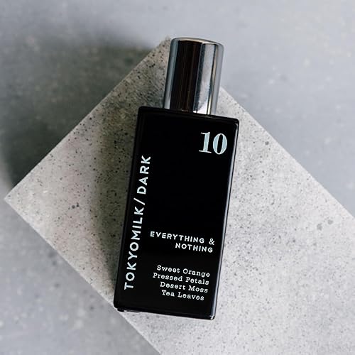 Miniatura 5 de TokyoMilk Dark Eau de Parfum  Perfume atrevido y provocativo  Notas de fragancia embriagadoras y seductoras que forman una experiencia única y