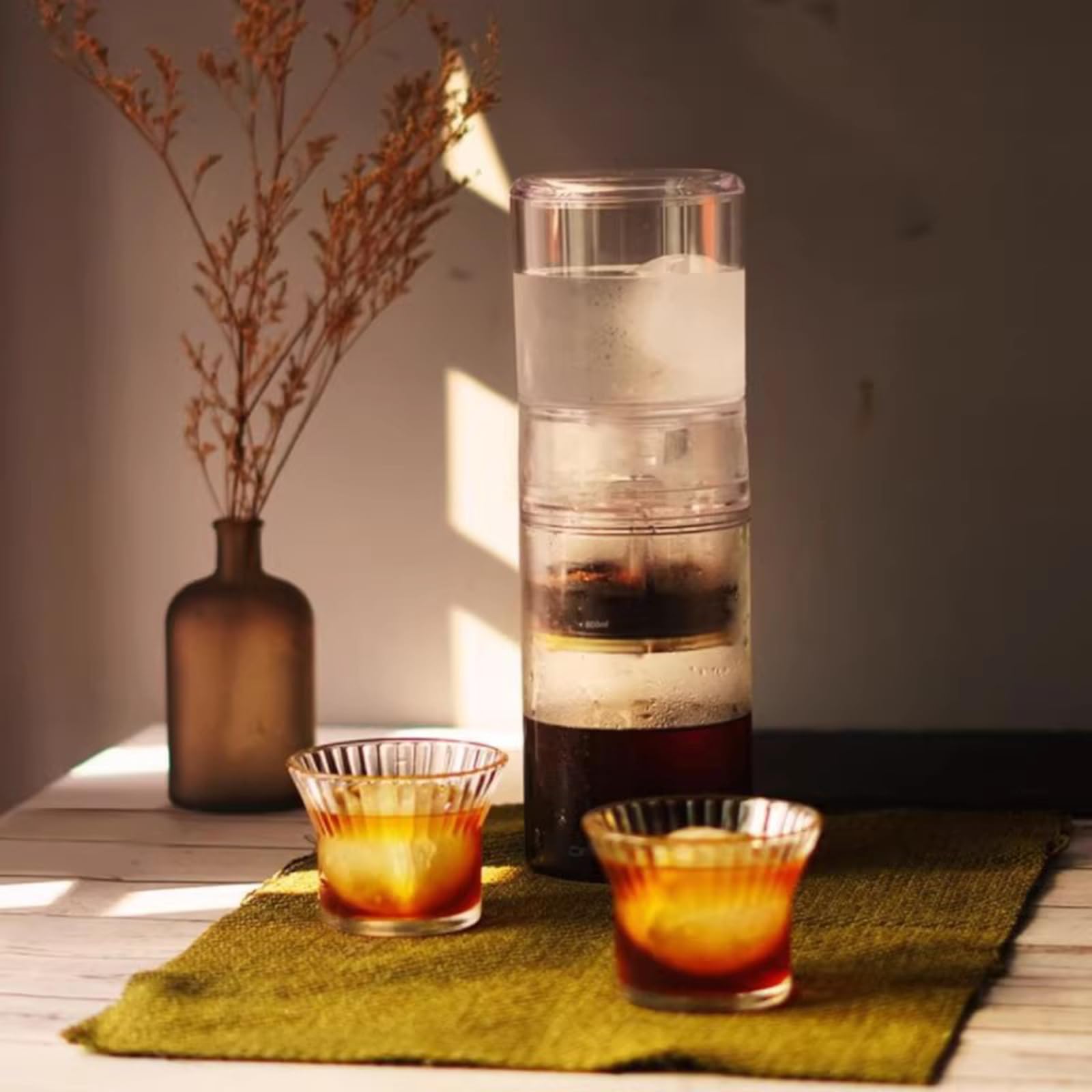Caffettiera Cold Brew, design a goccia di ghiaccio, flusso d'acqua regolabile, caraffa in vetro da 600 ml, prepara 2-4 tazze di caffè o tè
