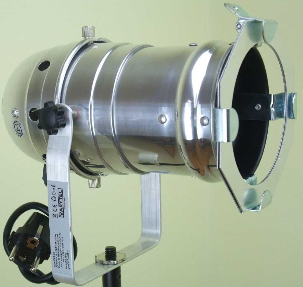 Varytec 1248-4 x PAR 30 Spot-Light Scheinwerfer SILBER polish PAR-30 mit E-27 Fassung & Kabel mit Schuko-Stecker