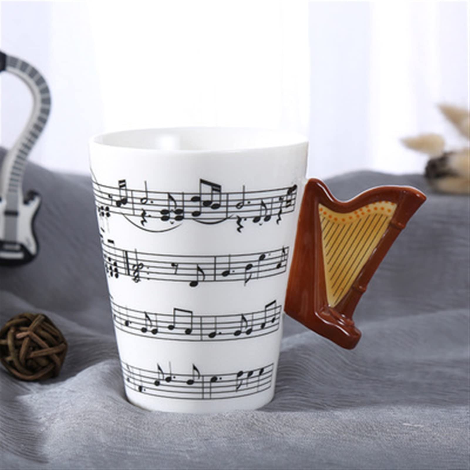 Tazze da tè 370ml MUSICA MUSICA MUSICA Creative Violin Style Guitar Guitar Tazza in ceramica Tazza da caffè Tazza da caffè con manico Tazze da caffè Tazze Novità Regali novità Tazze da infusione