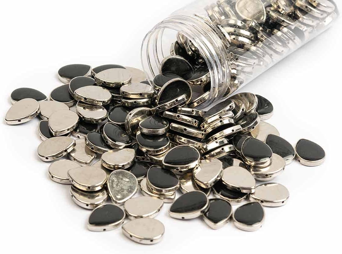 Mohan Shoppe Black Color Drop Shape Plastic Stones for Embroidery Work Ladies Suits, Dresses, Blouses, Gowns, Beading, Art and Craft and Decoration, Package of 20 Pieces