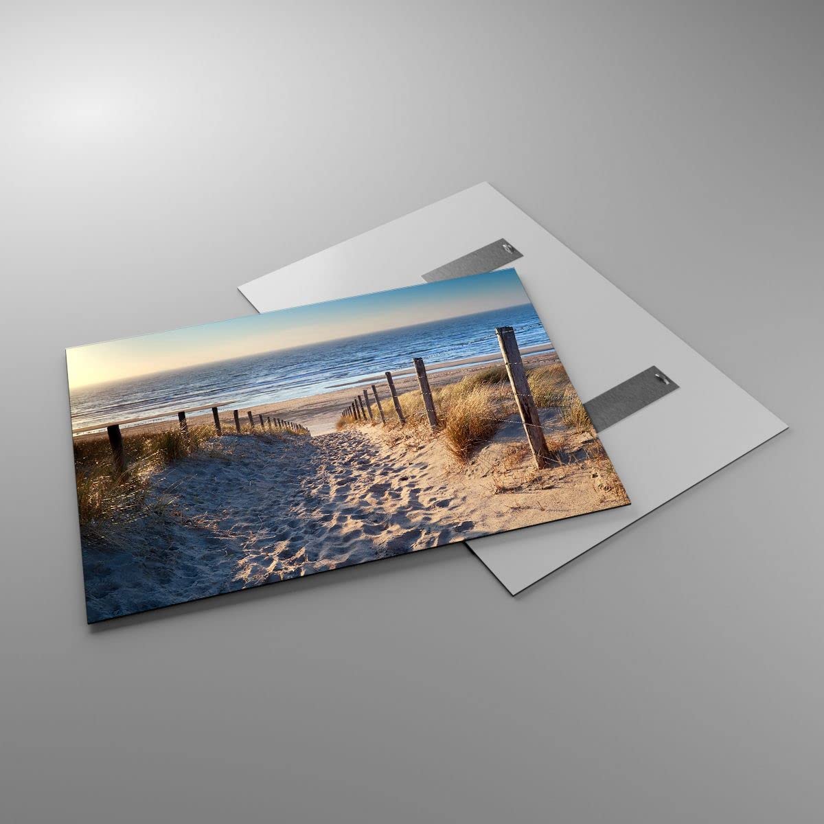 Impression sur toile - Image sur toile - Une plage exotique avec des palmiers et un bateau sur