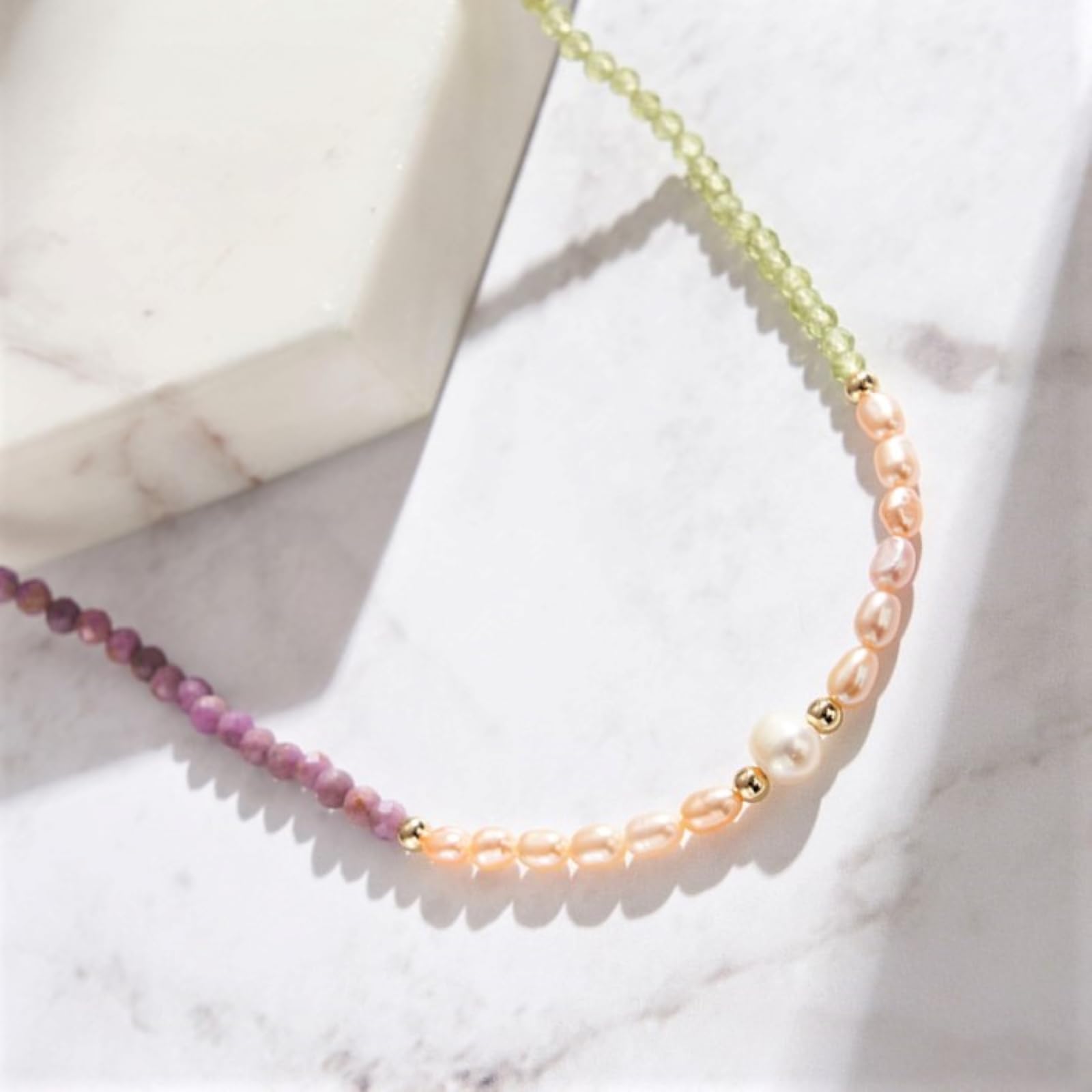 Perlenkette Damen Naturstein & Perlen Halskette Kurz Choker Kette Verstellbare Perlen Pearl Necklace Retro Stil Kostüm Zubehör Silber Schmuck Geschenk für Damen Mädchen