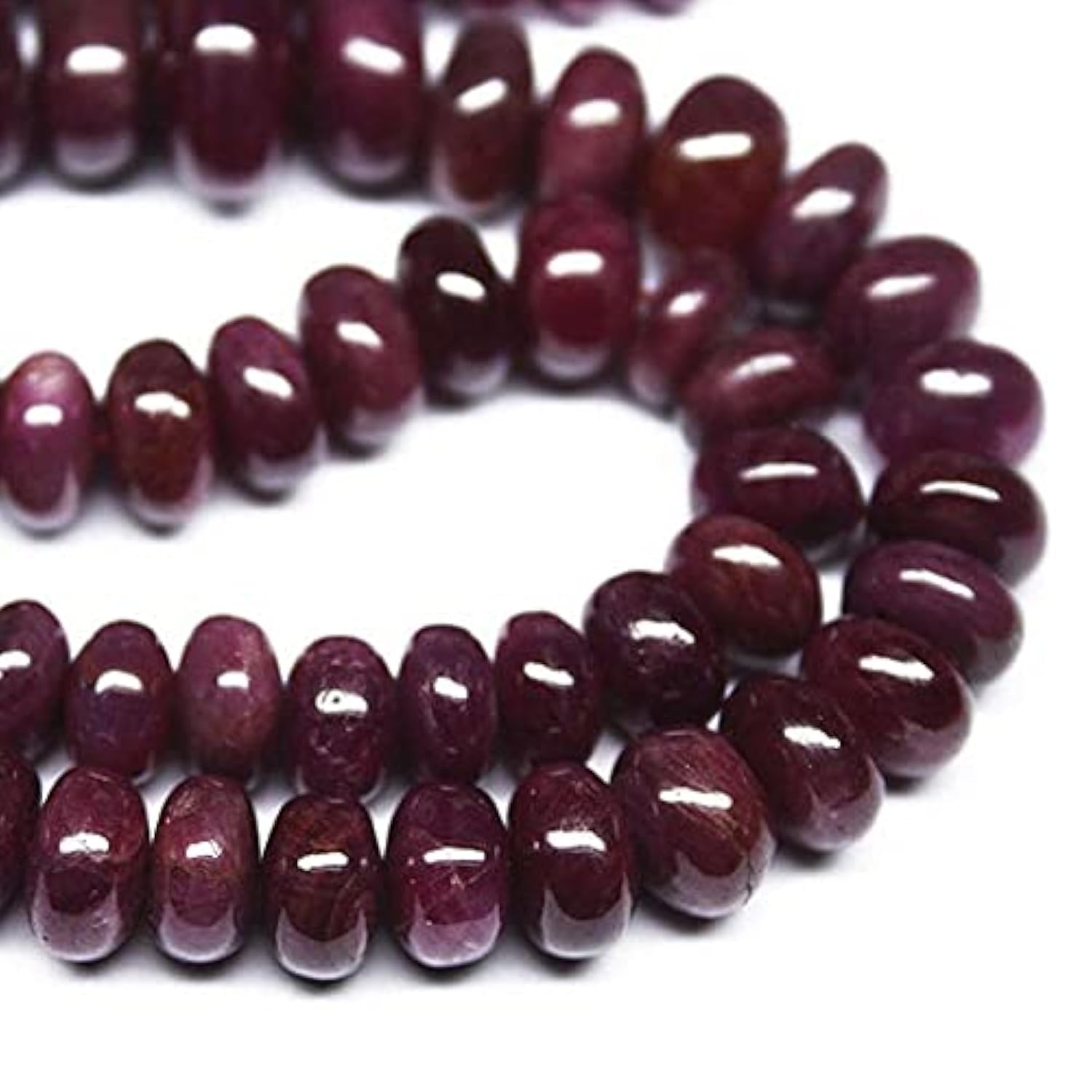 Perles de rubis rouge veritables pour eviter les fausses pierres dans vos bijoux fait main