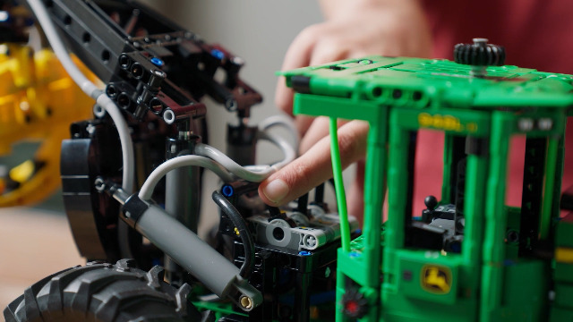 Amazon.co.jp: レゴ(LEGO) テクニック John Deere 948L-II スキッダー