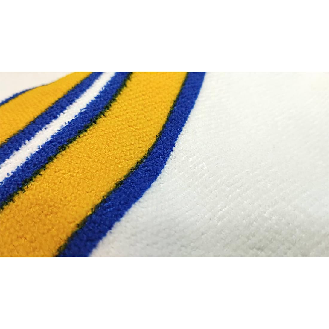 Toalla Regalos Fútbol Madrid, Productos Exclusivos para Fans del Madrid, Regalos Ideales para Aficionados del Fútbol, Accesorios, (70X140 Model 3)