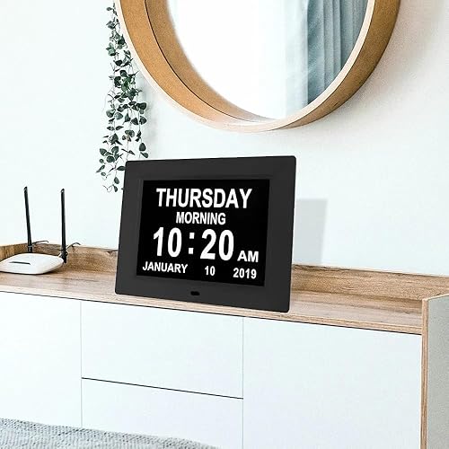 Miniatura 2 de Pokanic Calendario digital con fecha, reloj despertador múltiple de 8 pulgadas, pantalla grande, atenuación automática, mesa de escritorio