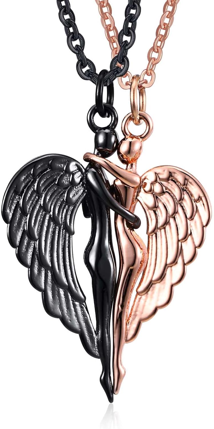 Hug Couples Necklaces for Women Men,Embrace Chain Necklace Affectionate Hugging Pendant Love