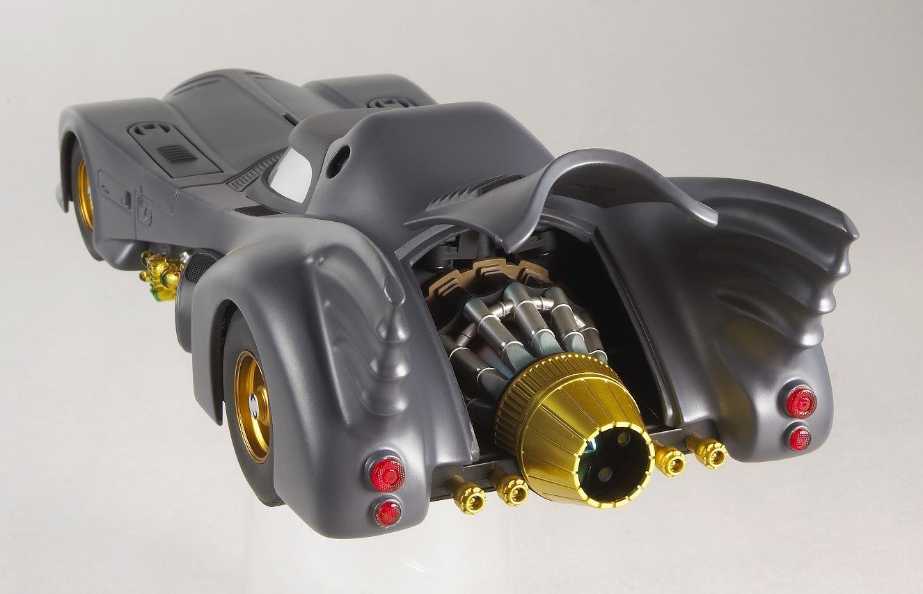 Hot Wheels 1989 Batmobile 1:18 スケール Amazon.com: 1989 Batmobile Model by Mattel Elite in 1:18