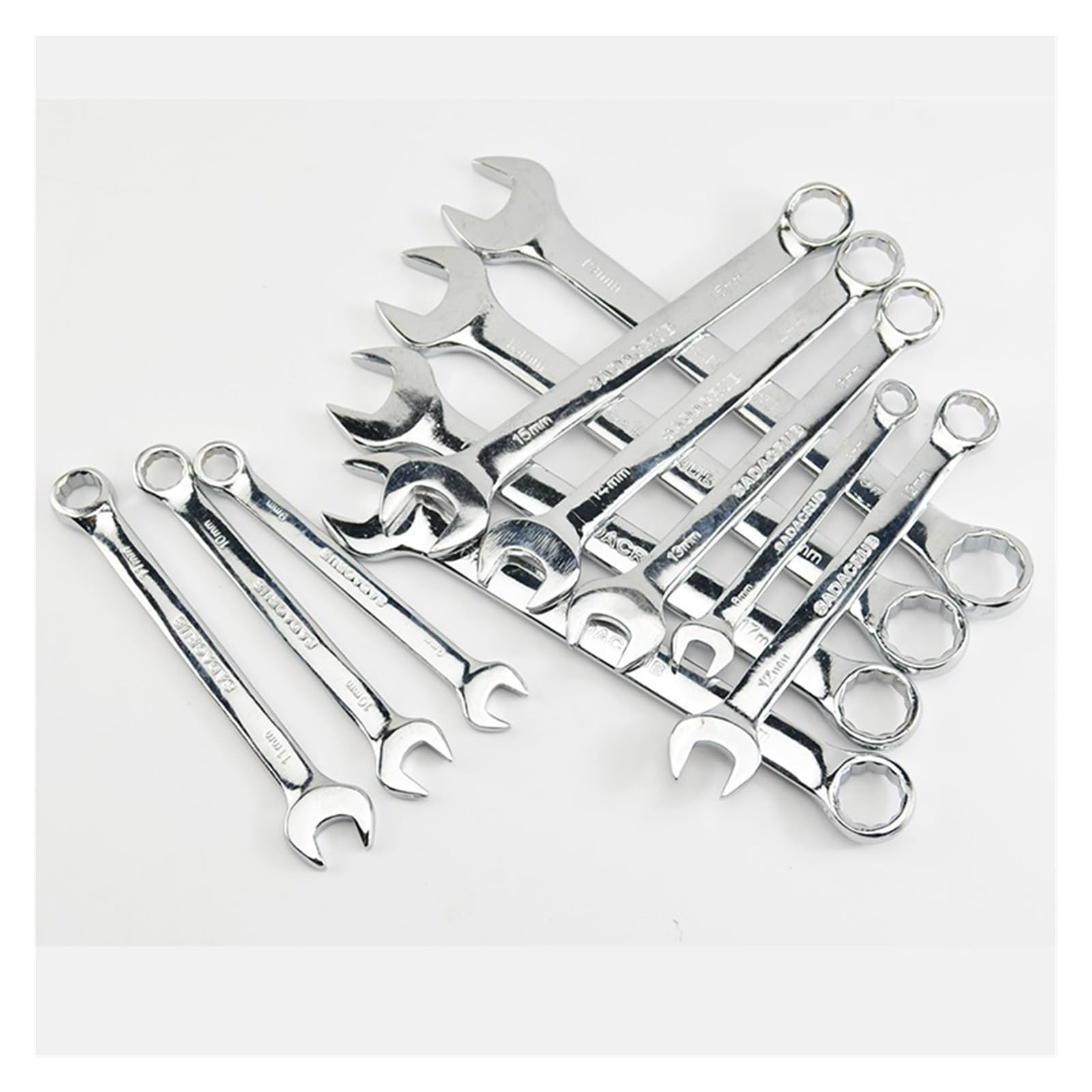 Wkrętak Dynamometryczny Zestaw Kluczy Nasadowych Heavy Duty Wrench Multifunctional Combination Box Auto Kit 61 Szt. Do Napraw Samochodowych Z Grzechotką Precyzyjny Dokładny
