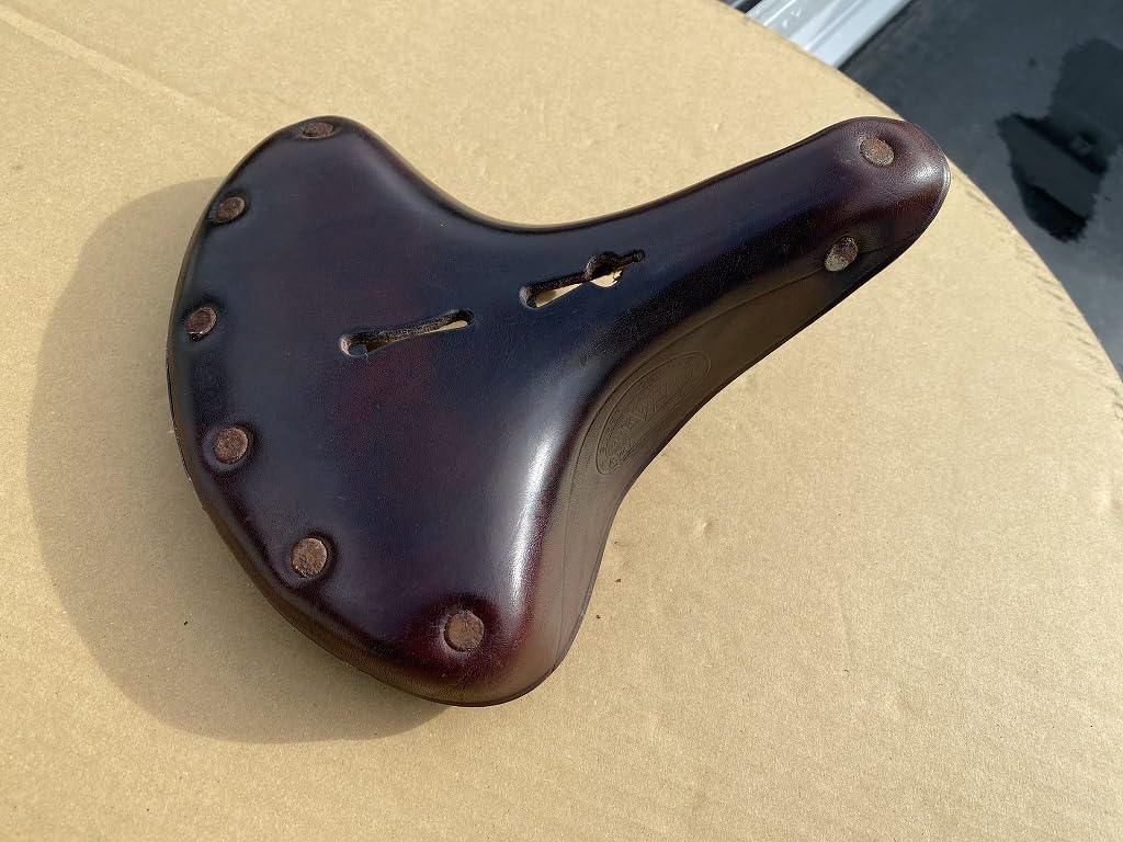 100%新品，定番】 昭和レトロ 皮サドル 革サドル SPECIAL 長期保管品