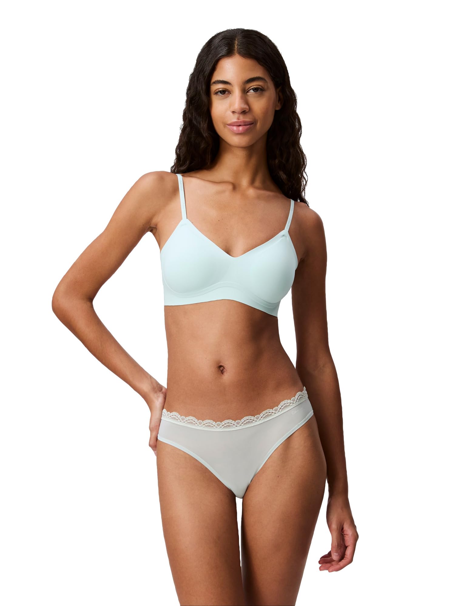 Calvin Klein Womens Invisibles Gel Wire Lightly Lined BraletteBra
