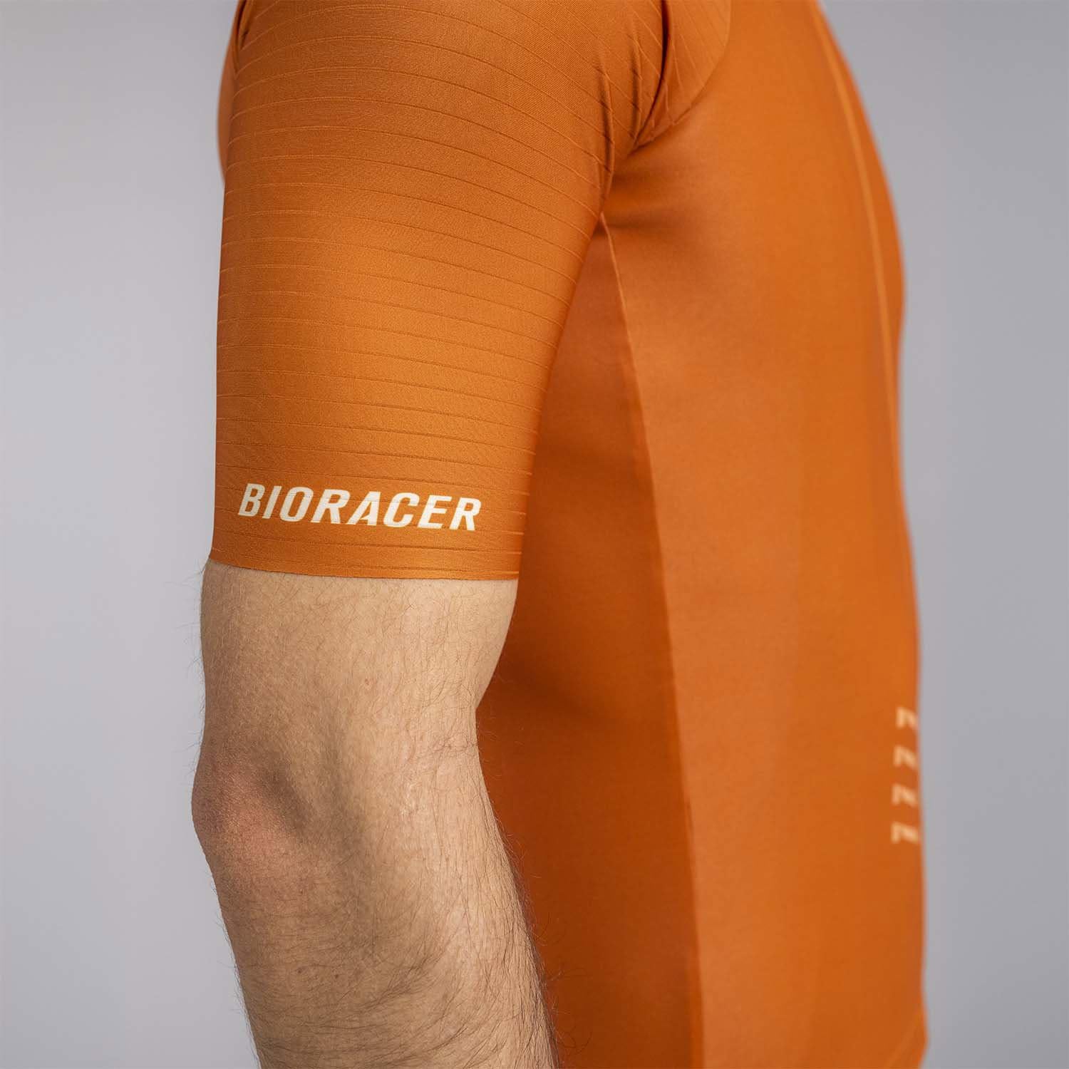 Bioracer Icon Radtrikot Sommer Herren, Rostbraun, Kurzarm, atmungsaktives Gewebe, aerodynamische Passform, Größe 3XL