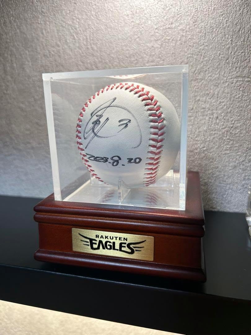 楽天イーグルス 鈴木大地選手 サインボール ケース 楽天イーグルス
