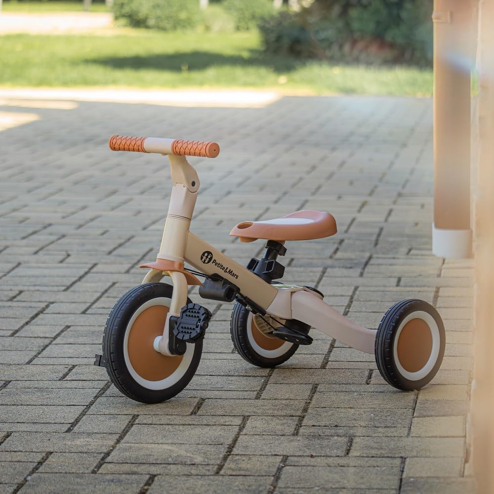 PETITE&MARS Multifunktionales 5-in-1-Dreirad Turbo * Fahrrad * Dreirad * Laufrad * Rutschauto * Lauflernfahrzeug (Desert Sand)