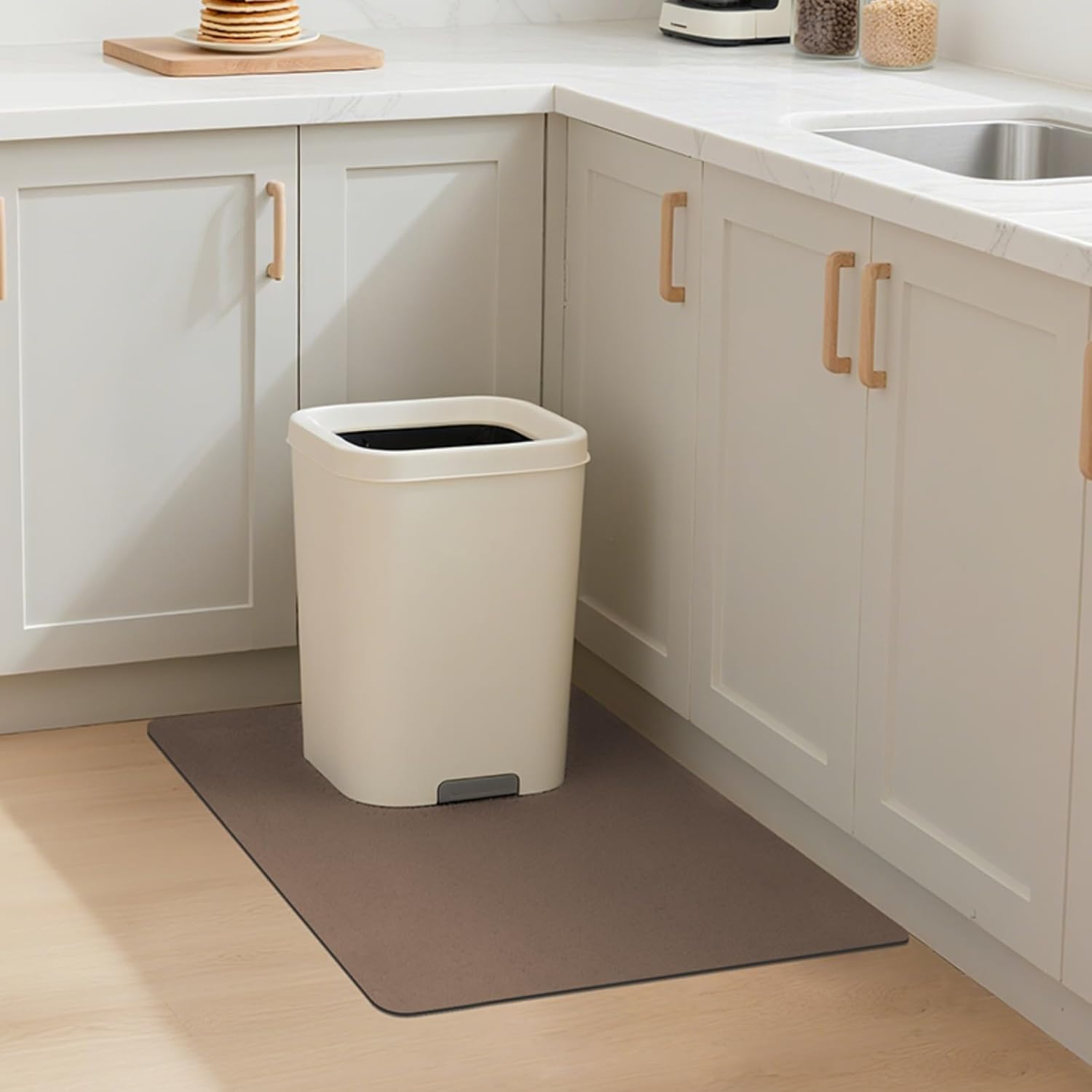 Water Absorbent Trash Can Mat – Stain Resistant & Anti-Slip with Secure Base, Leak-Proof Design for Kitchen, Living Room, Bedroom – Protects Floors from Scratches and Spills (Blue, 24''x20'')