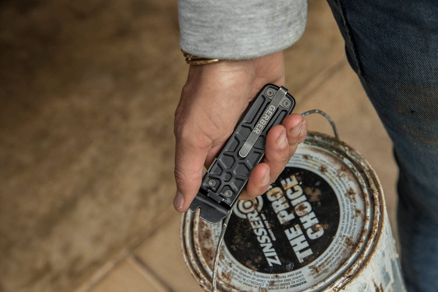Gerber Multiherramienta con 7 funciones, navaja con hoja lisa y clip para cinturón, Lockdown Slim Pry, fundición/5Cr15MoV, Onyx, 30-001735