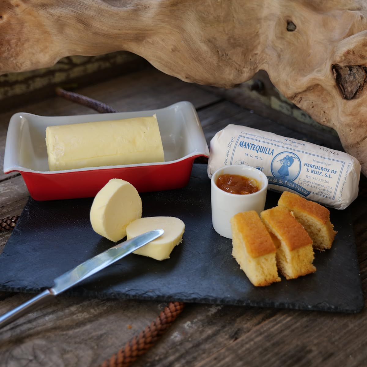LA PASIEGA DE PEÑA PELADA Mantequilla Artesanal, PACK DE 3 Rulos de 250 gr (aprox) en Papel Sulfurizado, 82% Materia Grasa, Sabor Tradicional y Natural - Origen Cantabria — view 4