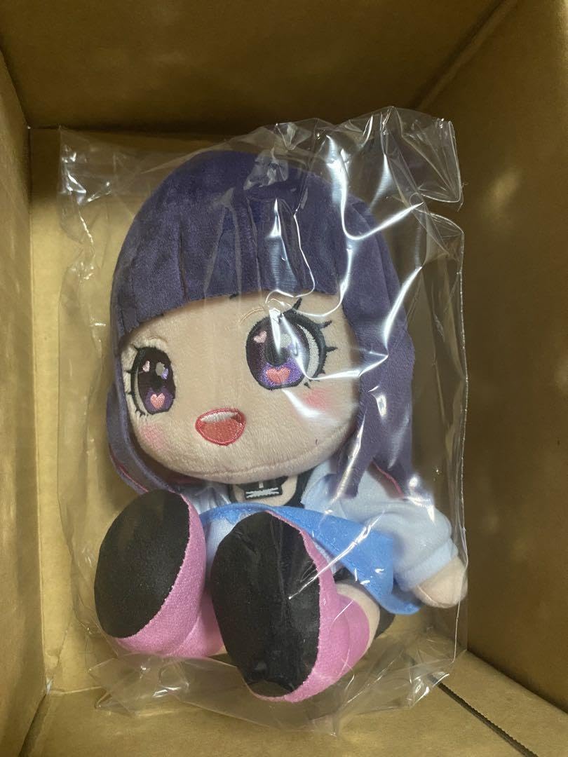 Amazon.co.jp: LE SSERAFIM OVERWATCH 2 ぬいぐるみ ウンチェ : おもちゃ