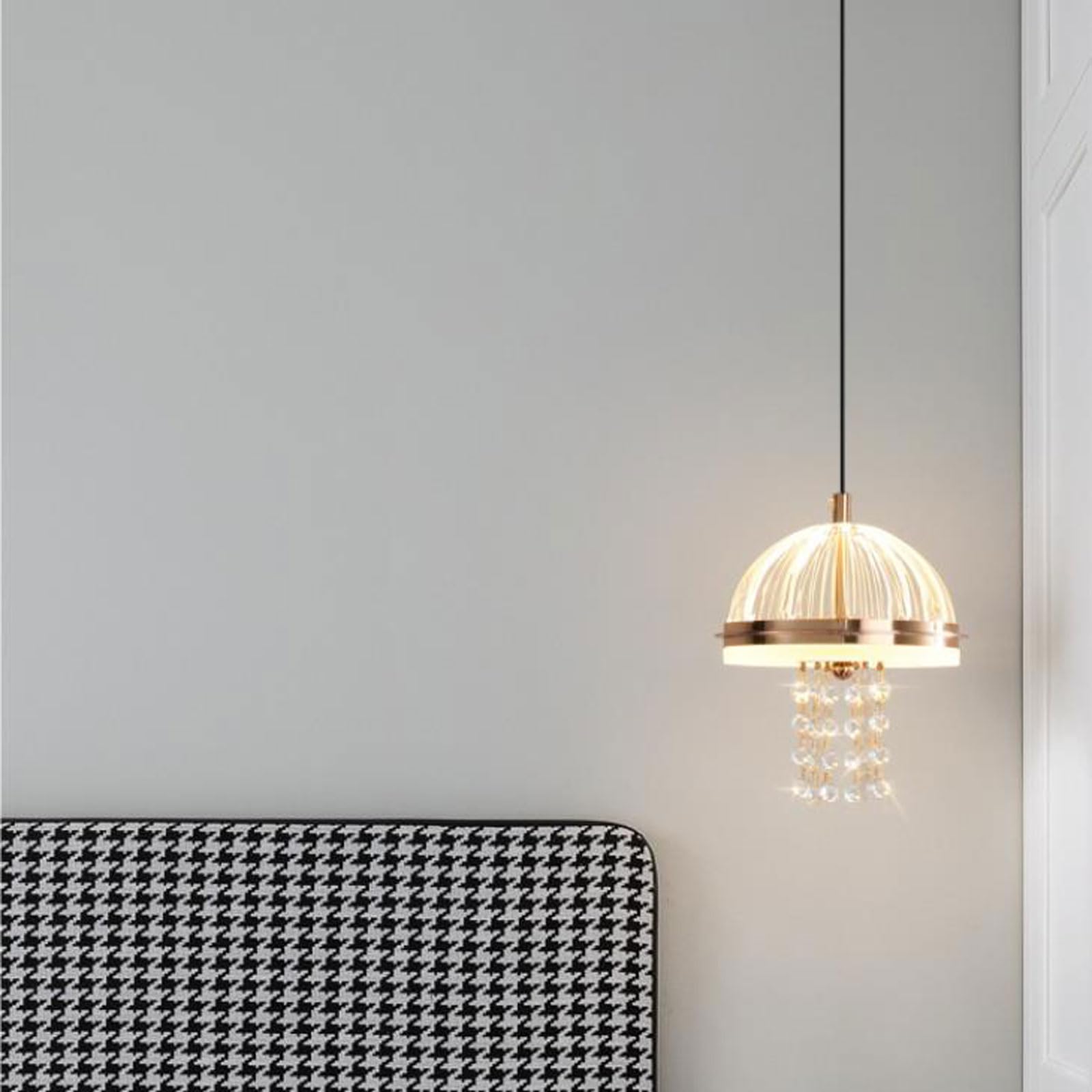 Złota akrylowa lampa wisząca przy łóżku, kreatywna lampa wisząca w kształcie meduzy, nowoczesny minimalistyczny żyrandol do jadalni, odpowiedni na balkon i do jadalni