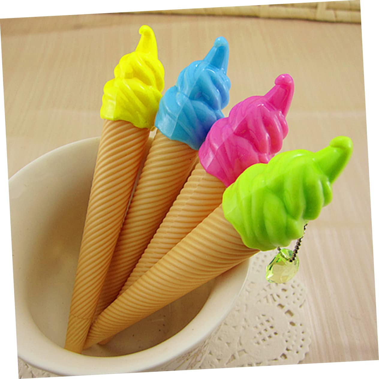 DOITOOL 48 Stück Kreative Packung Eiscreme Gelstifte für Teens Lustige Schreibstifte für Schule und Büro mit Zufälliger Hülle und Nachfüllfarbe für Doodle und Kreative