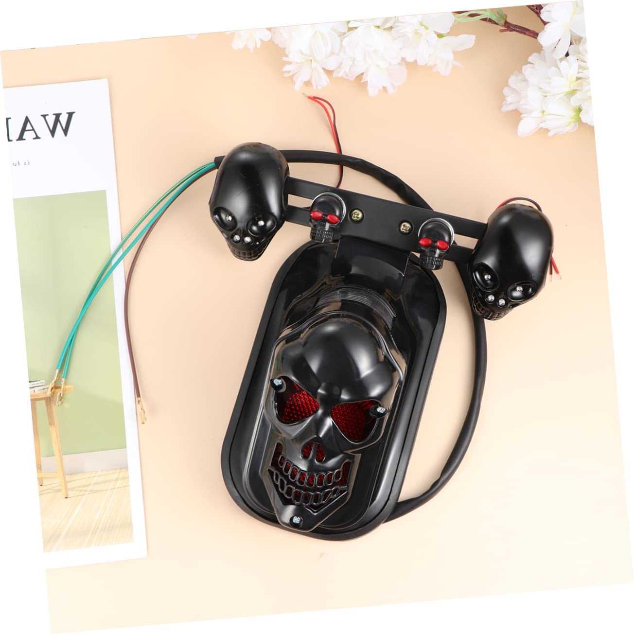 TOYANDONA Posteriore LED Skull Design e Energetico e Indicatore Freno e Direzione per Motociclette Accessori Personalizzati