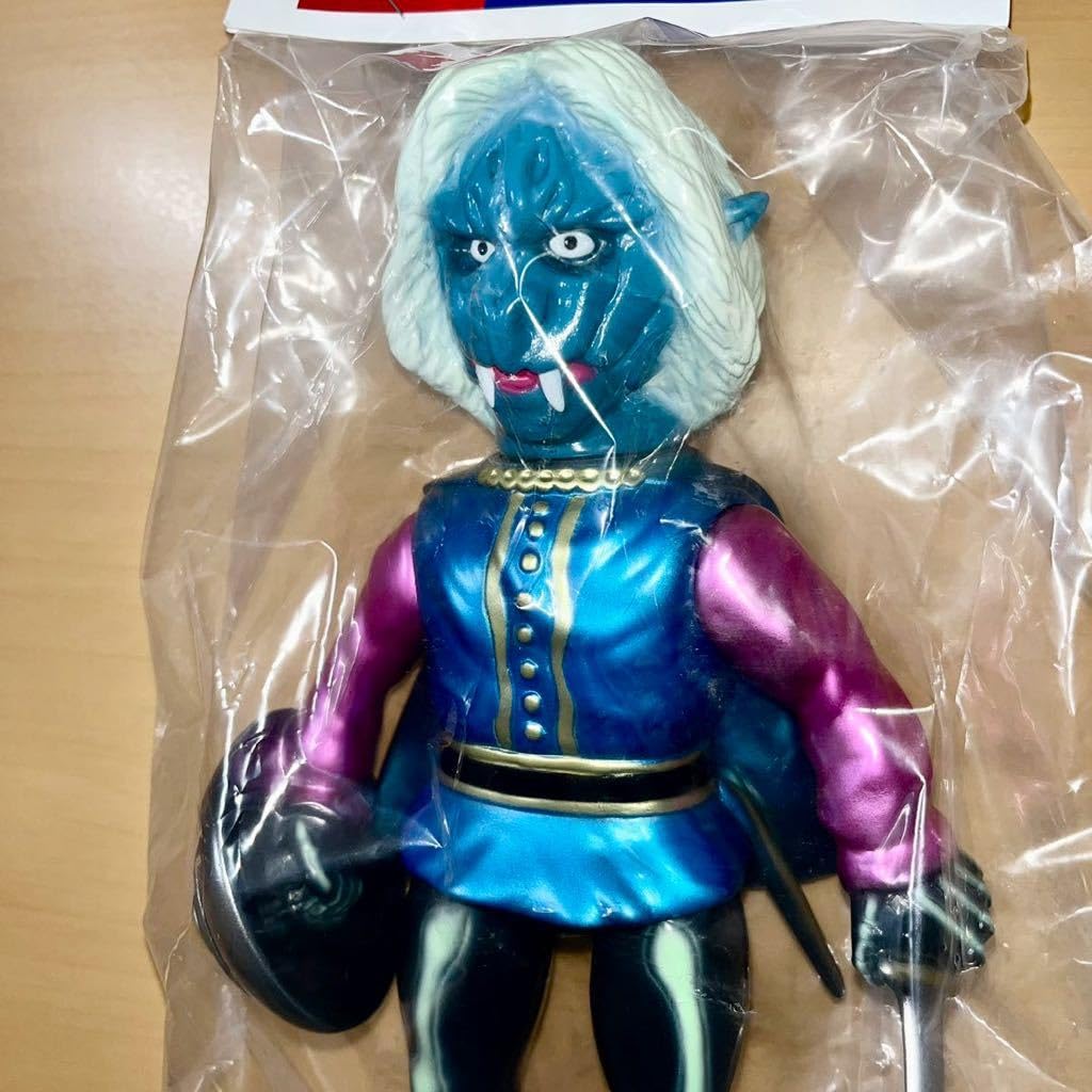 Amazon.co.jp: ドリームロケット 宇宙吸血鬼 ドラキュラン