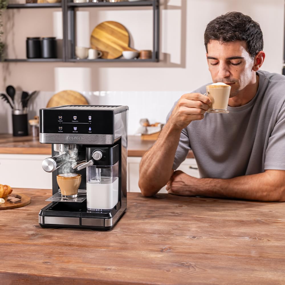 Cecotec Cafetera Express Power Espresso 20 Touch & Cream +. 1350W, 20Bares, Pantalla Táctil Recetario, Espumador, Thermoblock, Depósito Leche 500ml, Agua 1.8L, Autolimpieza, Accesorios