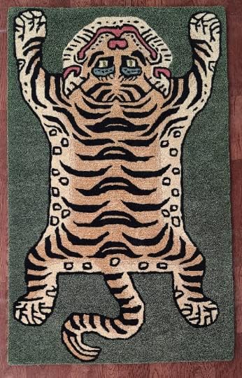 Tiger Rugs 3x5 Feet Skin Shape Rugs Décor Carpet Handmade Tufted 100% Woolen Tibetan Rug Animal Carpets for Room & Bedroom by Modern Carpet
